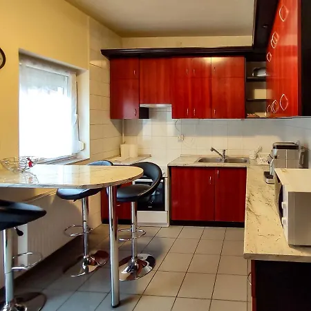 Afrodite Apartmanhaz * Eger