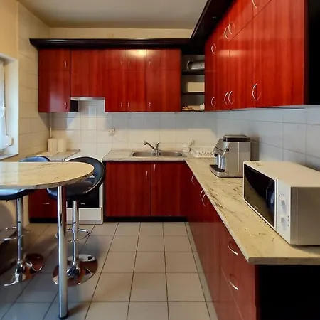 Villa Afrodite Apartmanhaz *