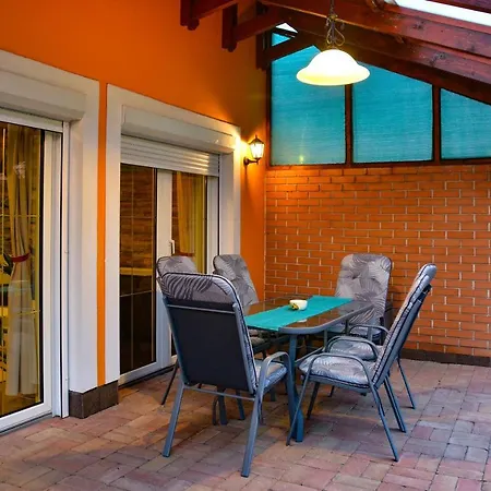Villa Afrodite Apartmanhaz